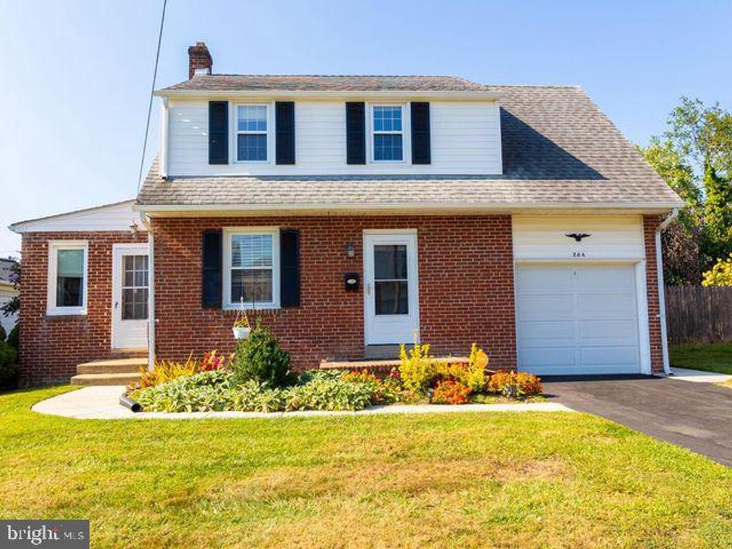 204 BECKER AVE, Wilmington, DE 19804