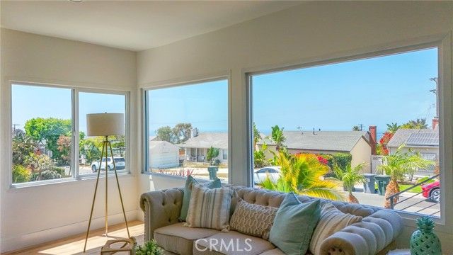 206 Via Colusa, Redondo Beach, CA 90277