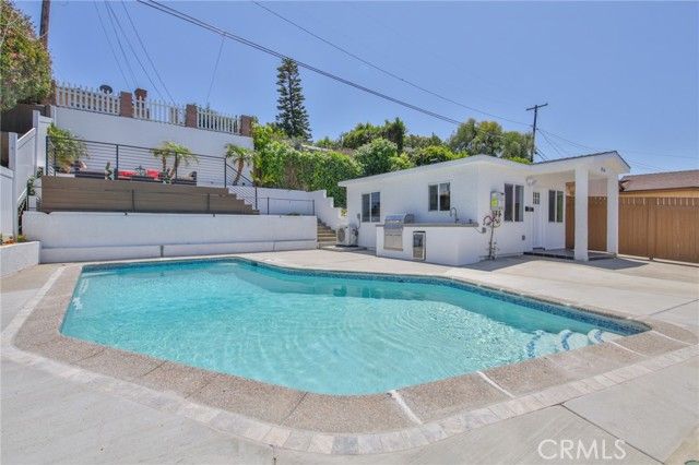 206 Via Colusa, Redondo Beach, CA 90277