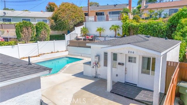 206 Via Colusa, Redondo Beach, CA 90277