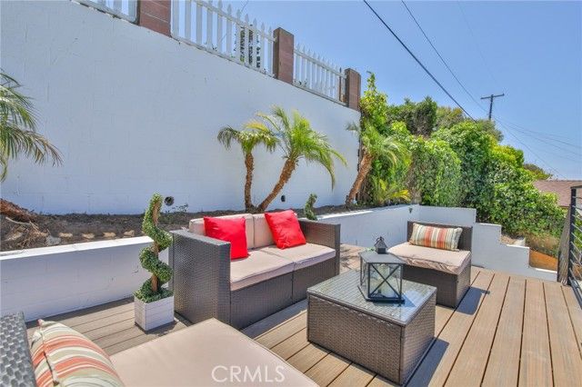 206 Via Colusa, Redondo Beach, CA 90277