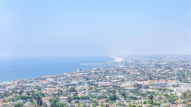 206 Via Colusa, Redondo Beach, CA 90277