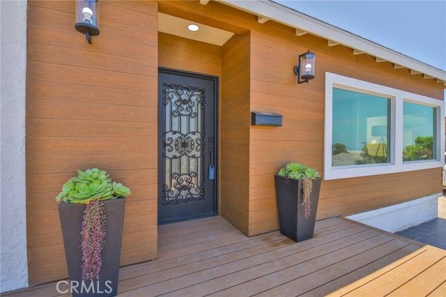 206 Via Colusa, Redondo Beach, CA 90277