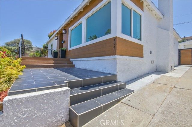 206 Via Colusa, Redondo Beach, CA 90277