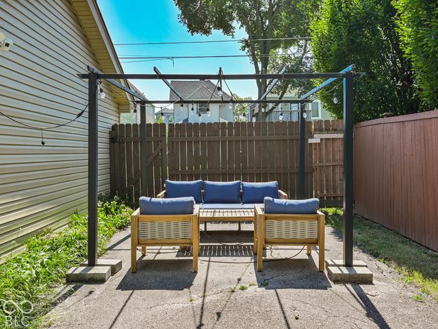 2859 Sutherland Avenue, Indianapolis, IN 46205