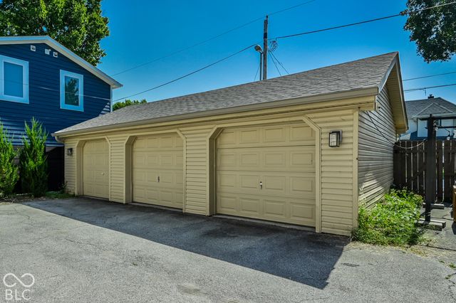 2859 Sutherland Avenue, Indianapolis, IN 46205