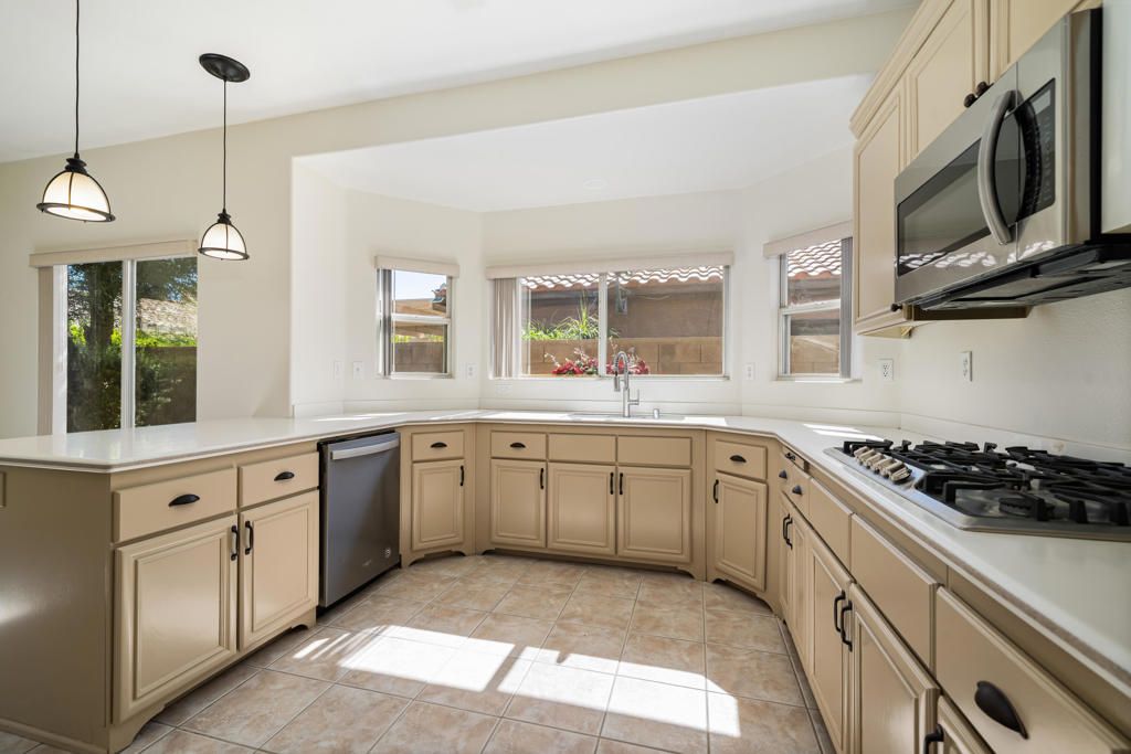 Image 21 of property listing at 78584 Naples Drive, La Quinta, CA 92253