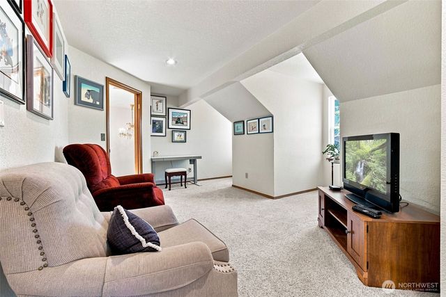 3110 31st Avenue SE, Puyallup, WA 98372