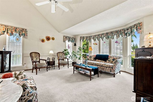 3110 31st Avenue SE, Puyallup, WA 98372