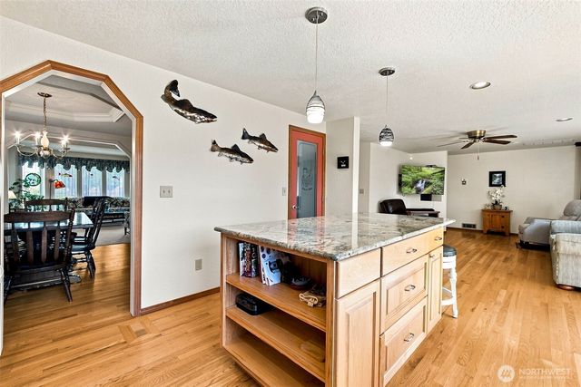 3110 31st Avenue SE, Puyallup, WA 98372