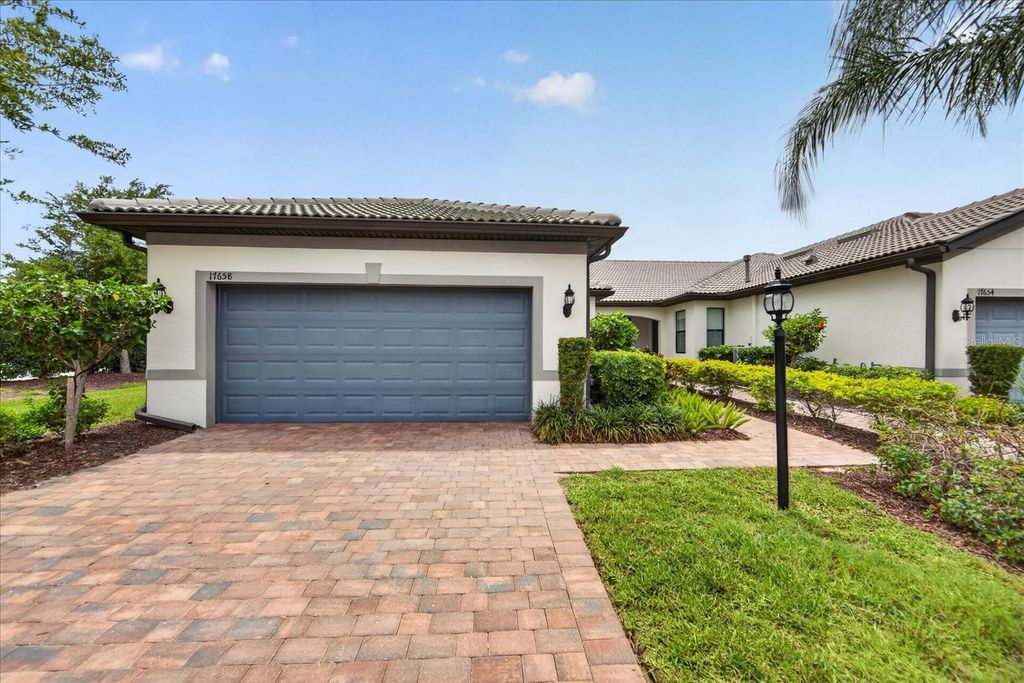 17658 CAMDEN DRIVE, Bradenton, FL 34202