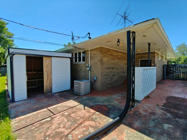 430 E 54th Avenue, Merrillville, IN 46410