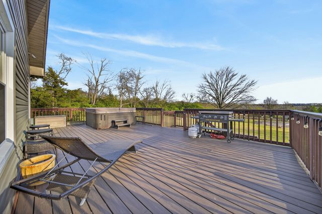 501 Green Ln, Whites Creek, TN 37189