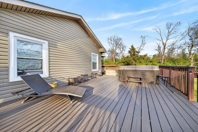 501 Green Ln, Whites Creek, TN 37189