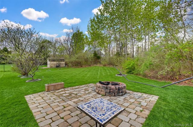 21 Jenkins Lane, Highland, NY 12528