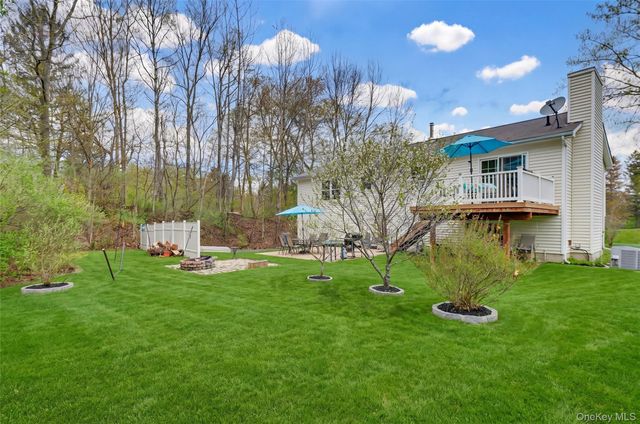 21 Jenkins Lane, Highland, NY 12528
