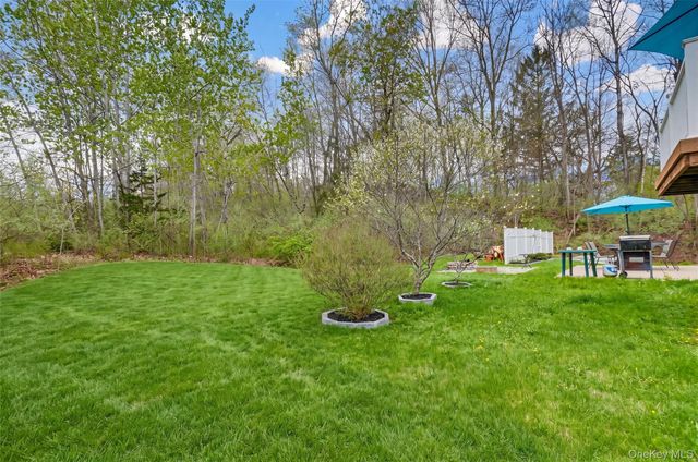 21 Jenkins Lane, Highland, NY 12528