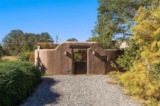 2116 Conejo Drive, Santa Fe, NM 87505