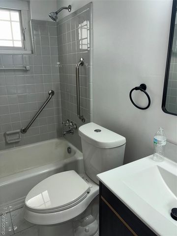 1641 Fairview Avenue, Royal Oak, MI 48073