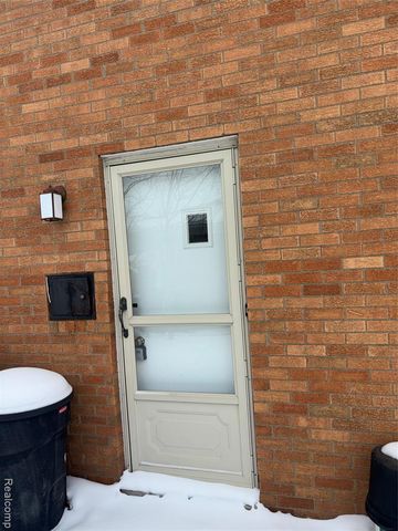 1641 Fairview Avenue, Royal Oak, MI 48073