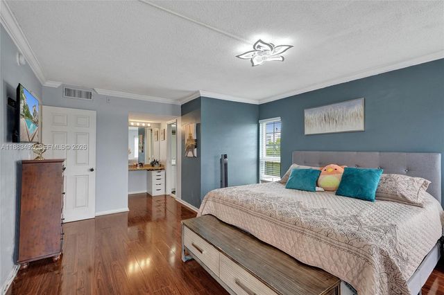 3150 N Palm Aire Drive 501, Pompano Beach, FL 33069