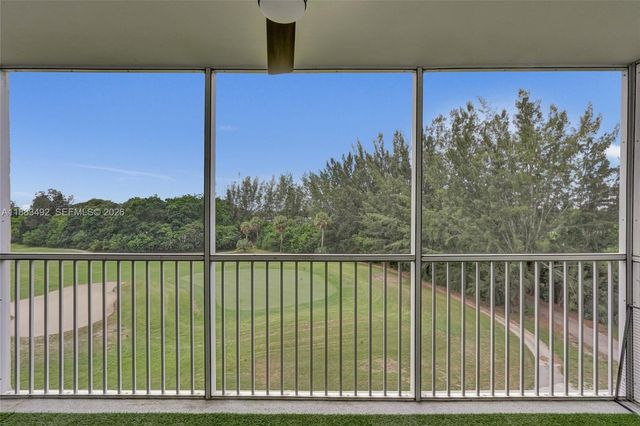 3150 N Palm Aire Drive 501, Pompano Beach, FL 33069