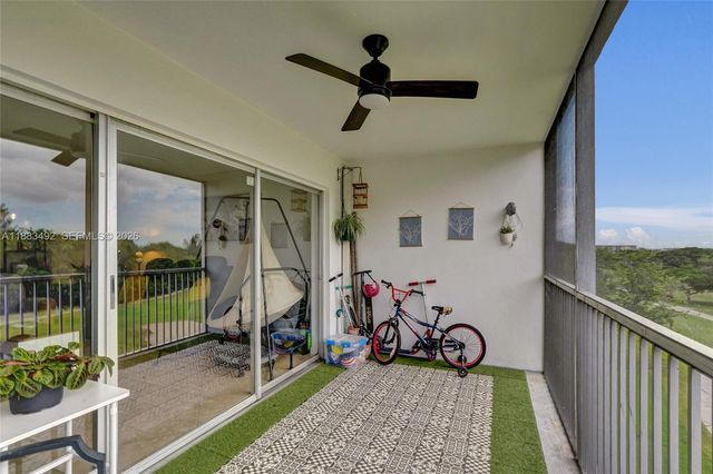 3150 N Palm Aire Drive 501, Pompano Beach, FL 33069