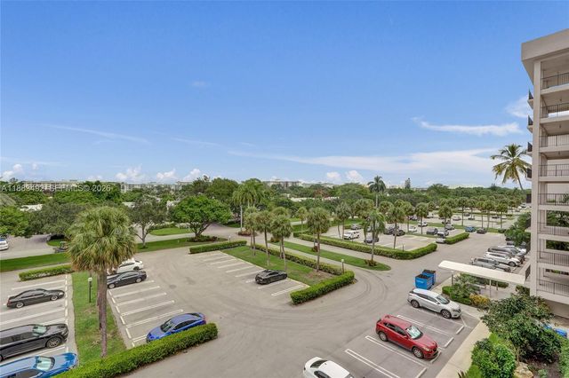 3150 N Palm Aire Drive 501, Pompano Beach, FL 33069