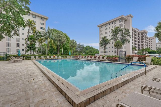 3150 N Palm Aire Drive 501, Pompano Beach, FL 33069
