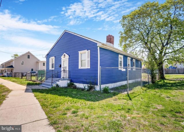 246 CHESTNUT ST, Mount Holly, NJ 08060