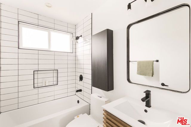 3203 W Council Street, Los Angeles, CA 90026