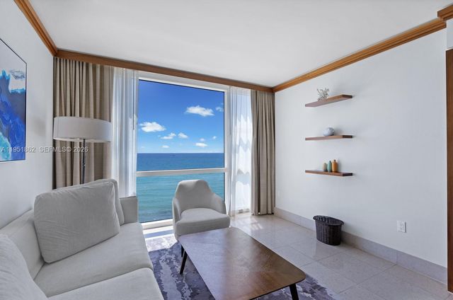 6801 Collins Ave 705, Miami Beach, FL 33141