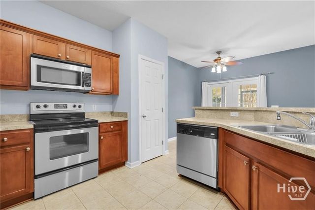 85 Red Oak Drive, Richmond Hill, GA 31324