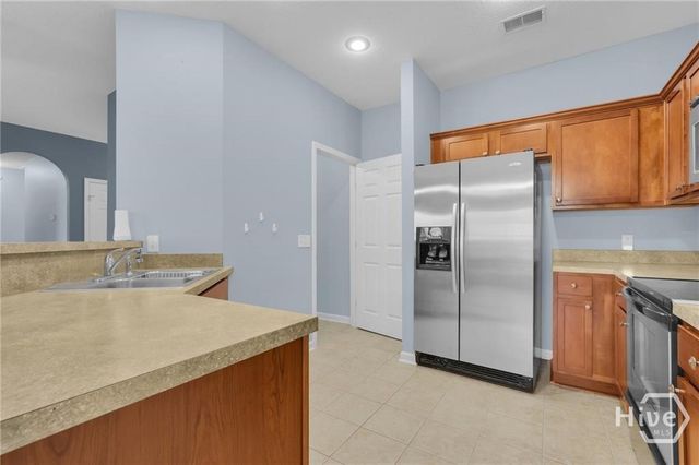 85 Red Oak Drive, Richmond Hill, GA 31324