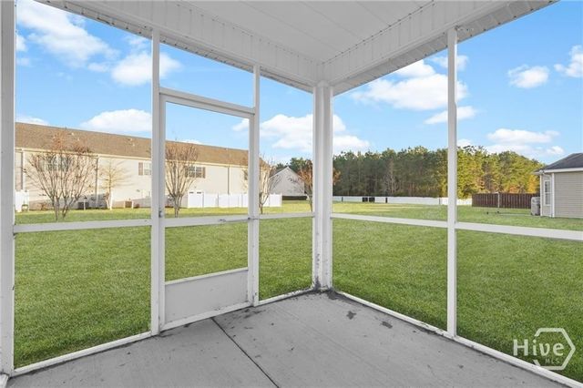 85 Red Oak Drive, Richmond Hill, GA 31324