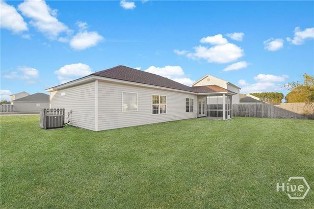 85 Red Oak Drive, Richmond Hill, GA 31324