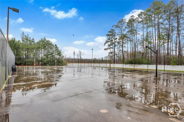 85 Red Oak Drive, Richmond Hill, GA 31324