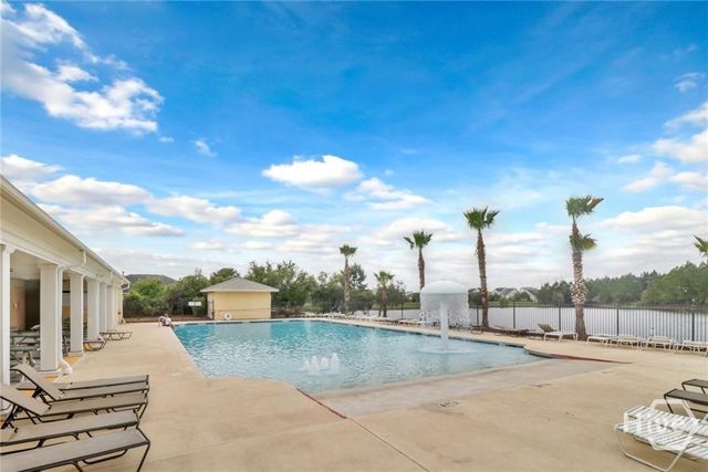 85 Red Oak Drive, Richmond Hill, GA 31324