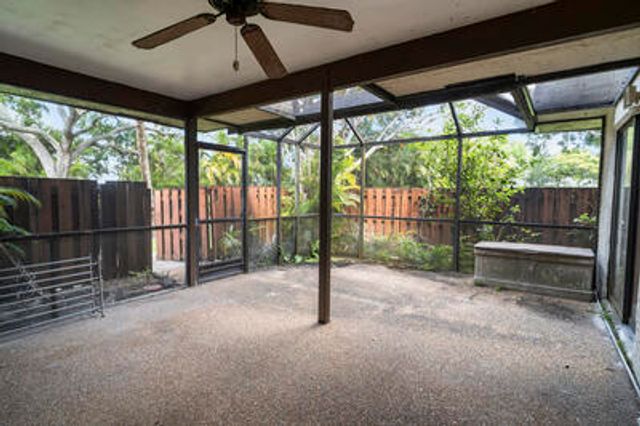 2561 NW 99th Avenue, Coral Springs, FL 33065