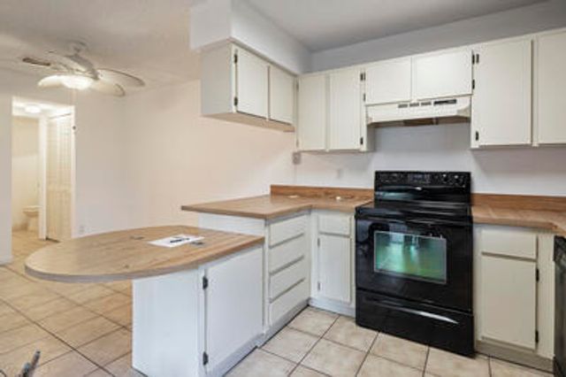 2561 NW 99th Avenue, Coral Springs, FL 33065