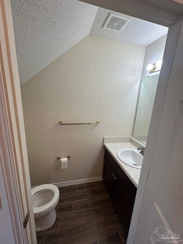 3177 Two Sisters Way, Pensacola, FL 32505