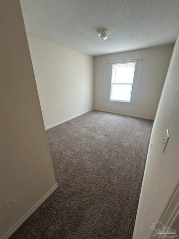 3177 Two Sisters Way, Pensacola, FL 32505