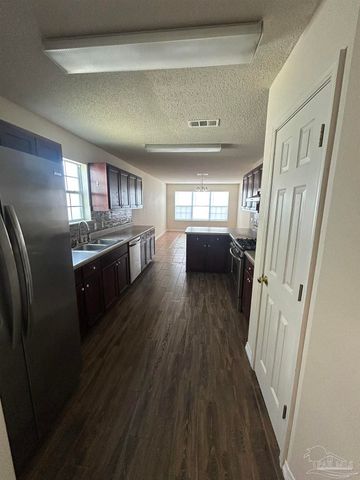 3177 Two Sisters Way, Pensacola, FL 32505