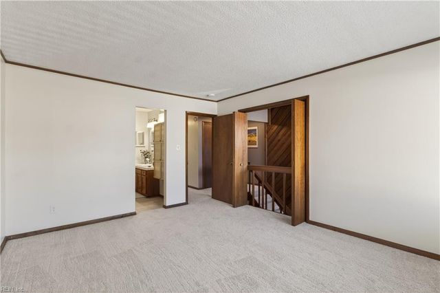 5525 Keydet DR, Virginia Beach, VA 23462