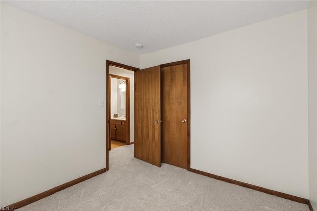 5525 Keydet DR, Virginia Beach, VA 23462