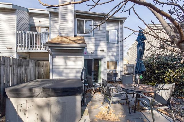 5525 Keydet DR, Virginia Beach, VA 23462