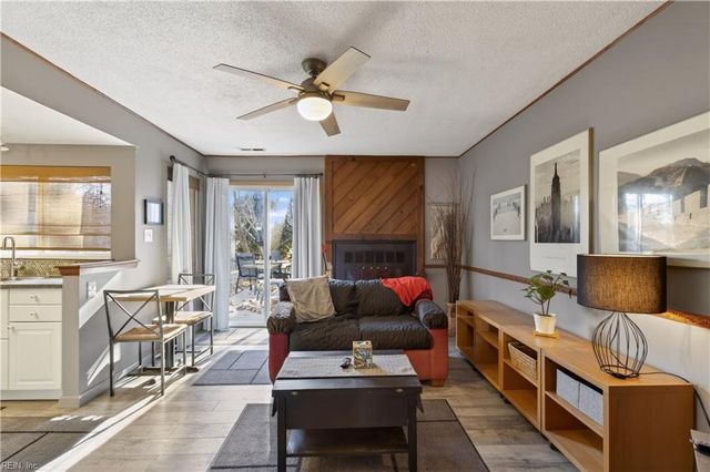 5525 Keydet DR, Virginia Beach, VA 23462