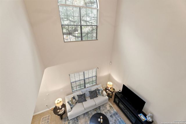 6160 Eckhert Rd Apt 204, San Antonio, TX 78240