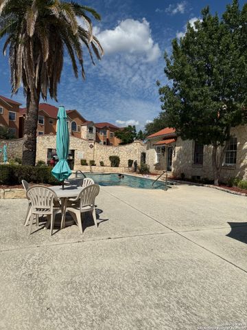 6160 Eckhert Rd Apt 204, San Antonio, TX 78240