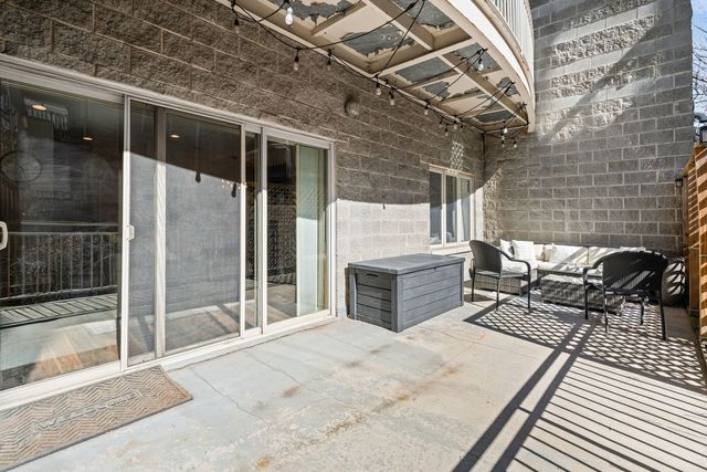 1928 N Kedzie Avenue 103, Chicago, IL 60647